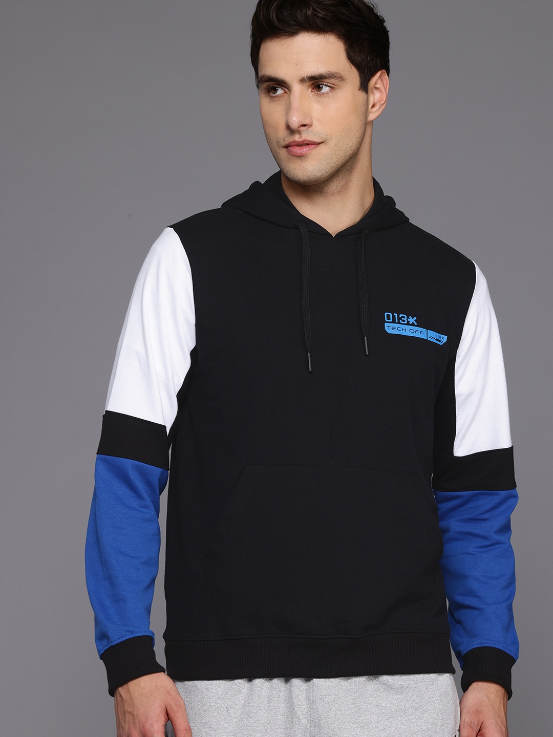 

HRX by Hrithik Roshan Contrast Sleeves Hooded Sweatshirt, Black