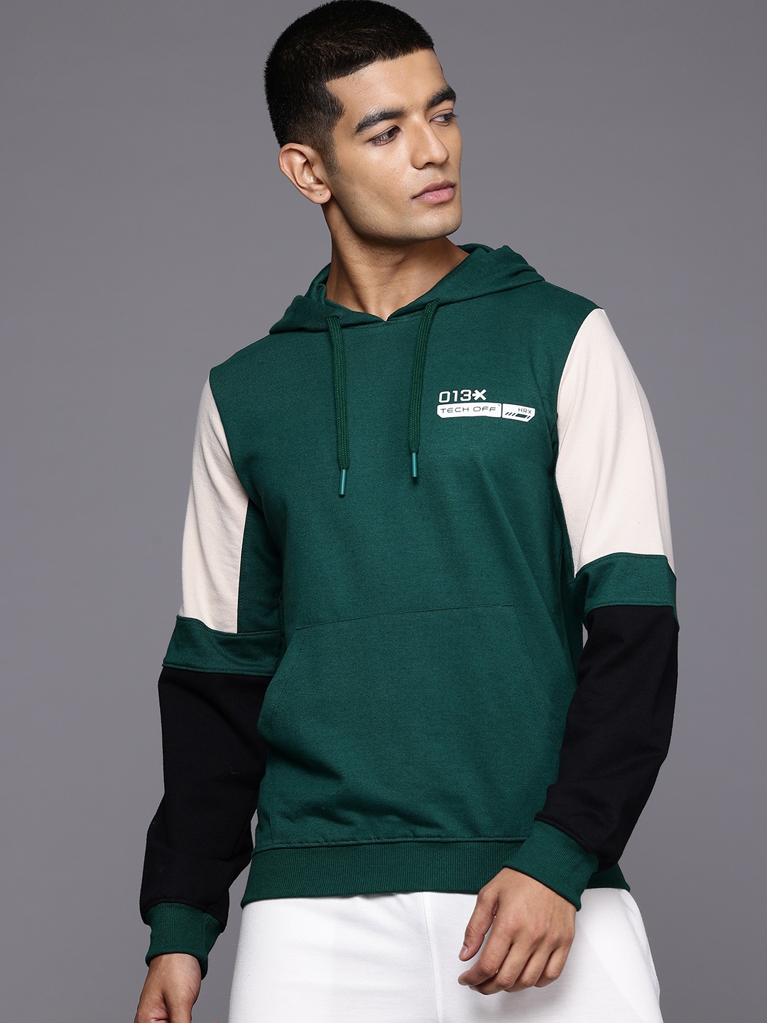 

HRX by Hrithik Roshan Typography Print Hooded Sweatshirt, Green