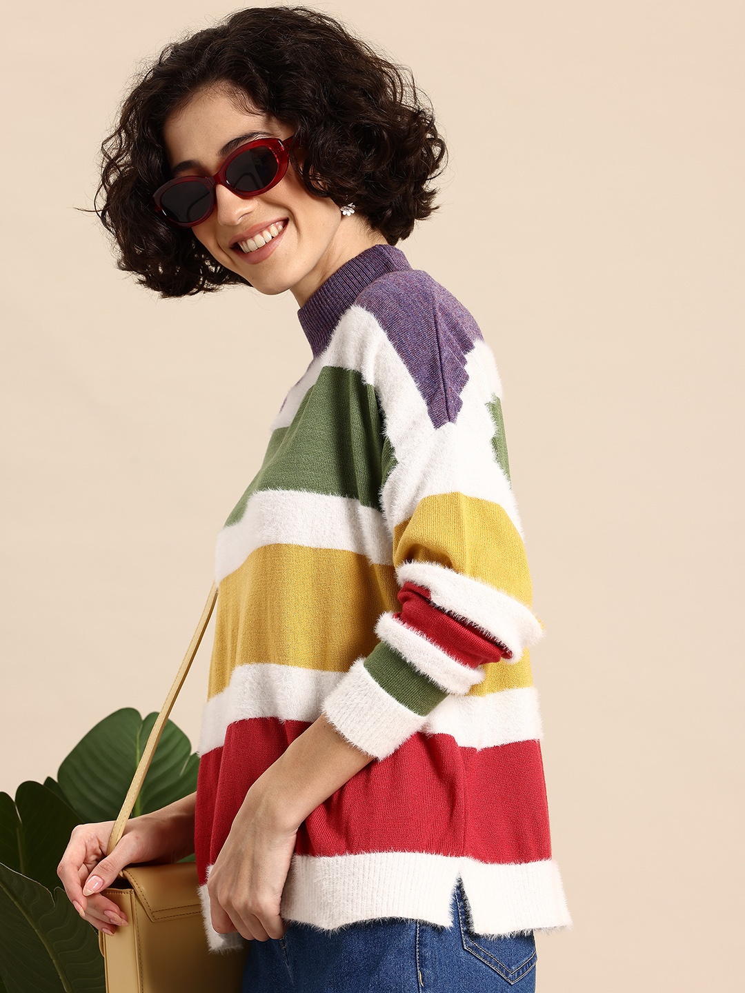 

Mast & Harbour Long Sleeves Fuzzy Striped Sweater, White