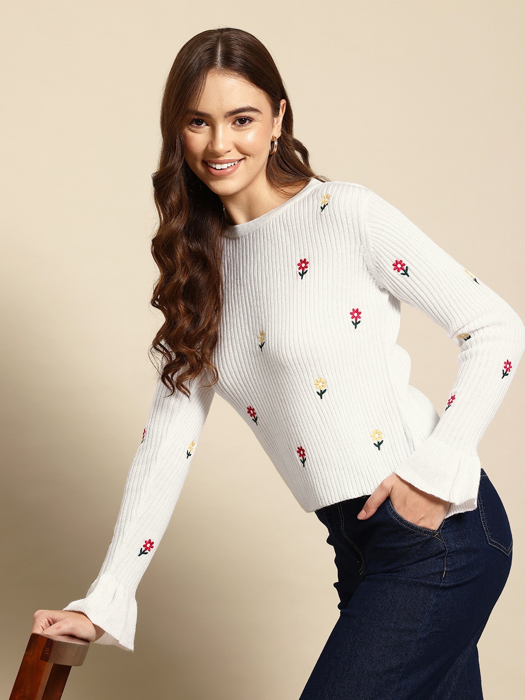 

Mast & Harbour Embroidered Floral Pullover, White