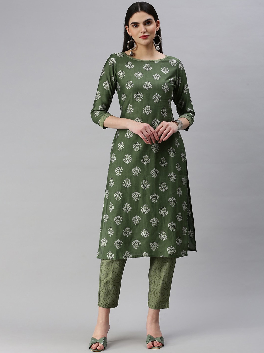 

KALINI Women Floral Regular Chanderi Silk Kurta with Trousers, Green