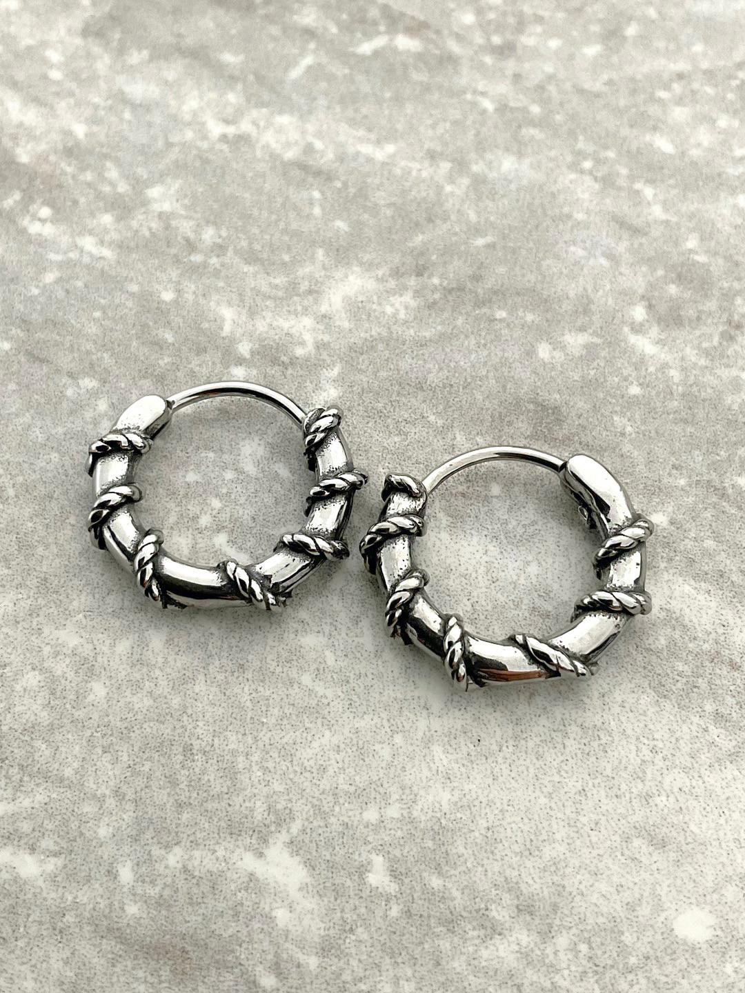 

VAGHBHATT Stainless Steel Classic Hoop Earrings, Silver