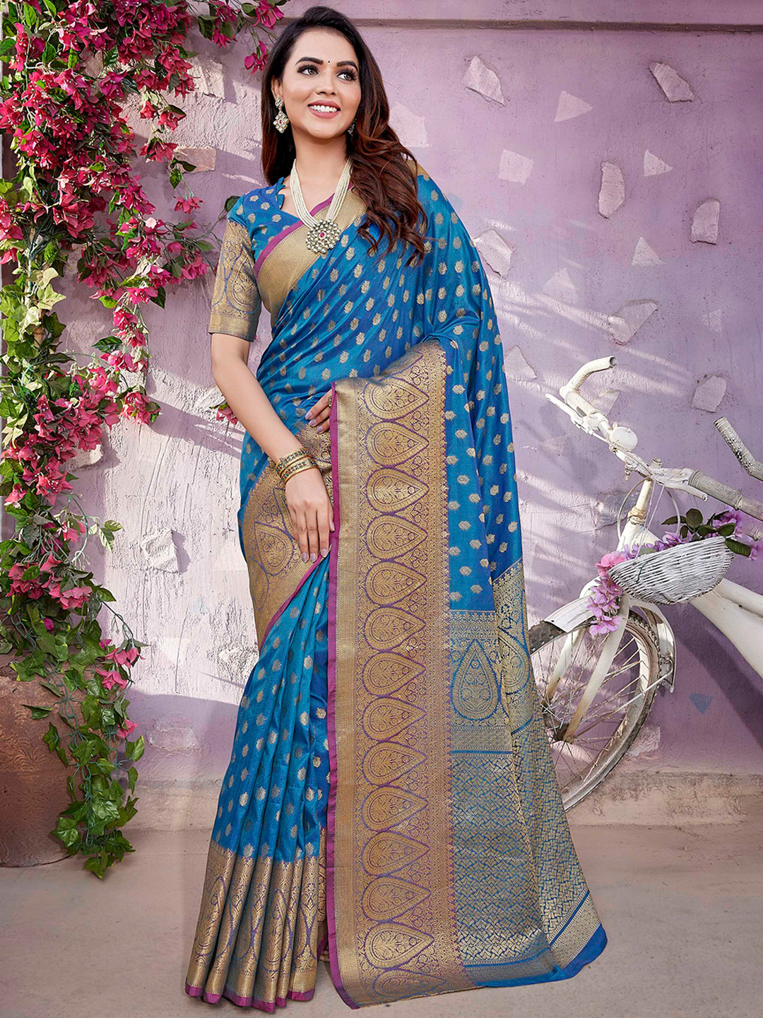 

Mitera Blue Floral Zari Banarasi Saree