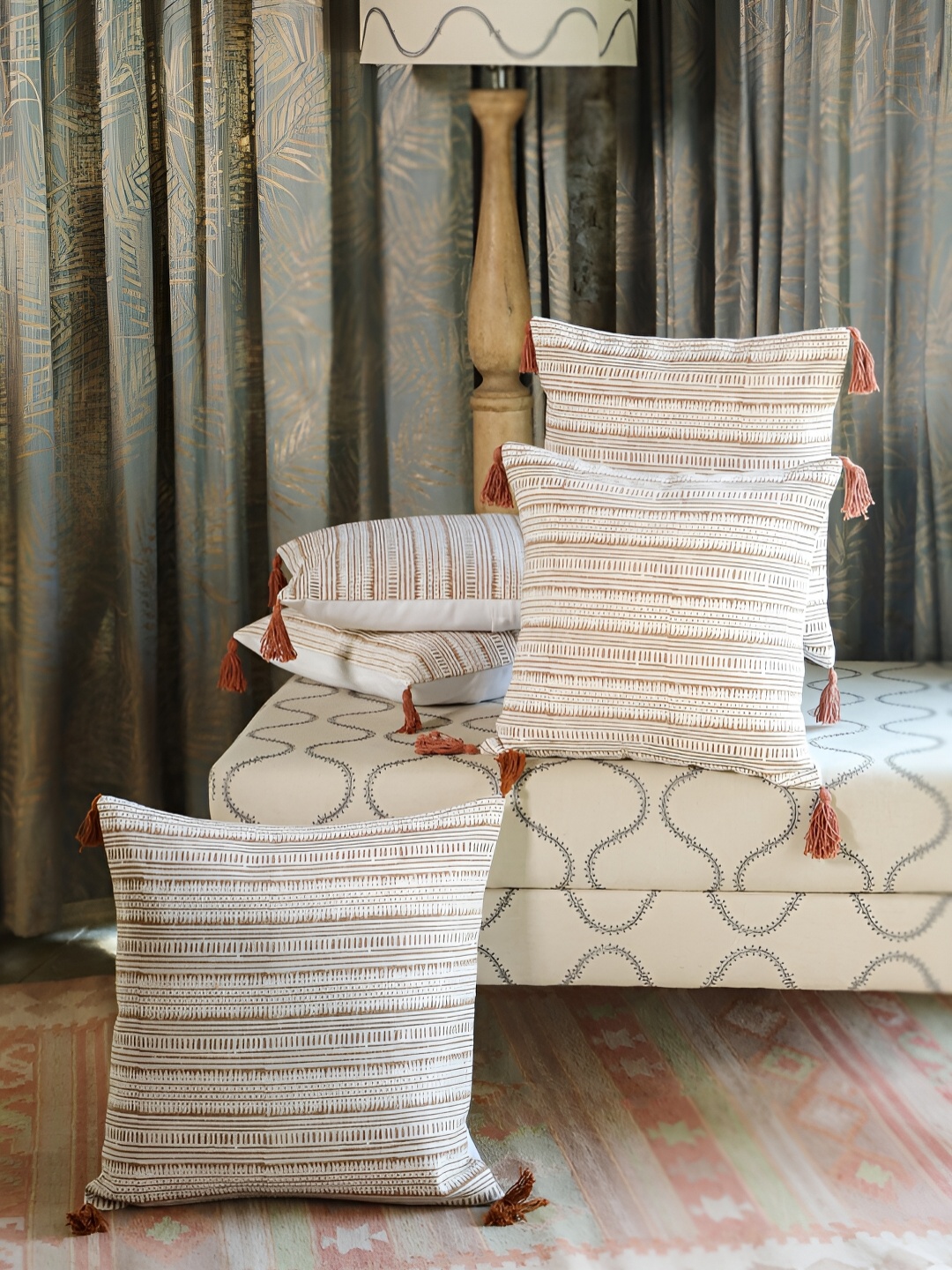 

Aura Brown & Off White 5Pcs Striped Cotton Square Cushion Covers