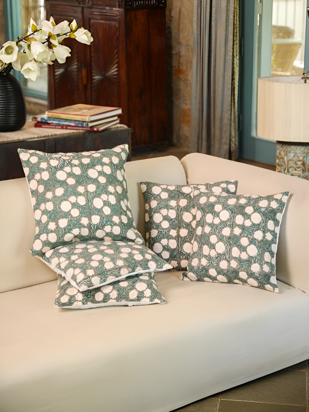 

Aura Off White & Brown 5Pcs Floral Cotton Square Cushion Covers