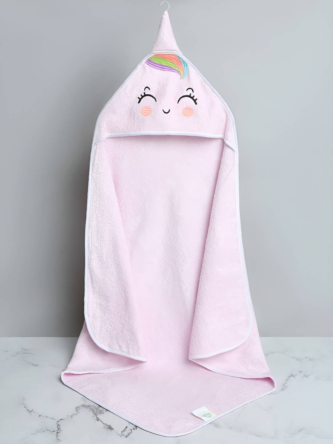 

Fancy Fluff Pink & Black Printed Bamboo 400 GSM Bath Towel