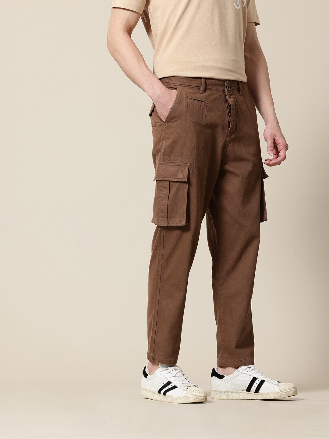 

Mr Bowerbird Men Smart Tapered Fit Cargos Trousers, Brown