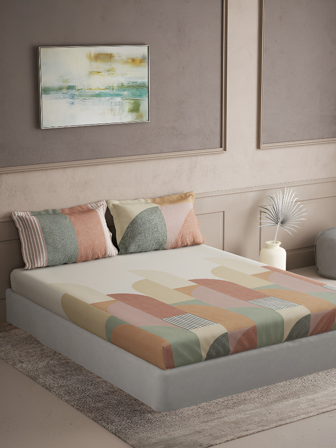 

DDecor Brown & Green Geometric Cotton 144 TC King Bedsheet With 2 Pillow Covers