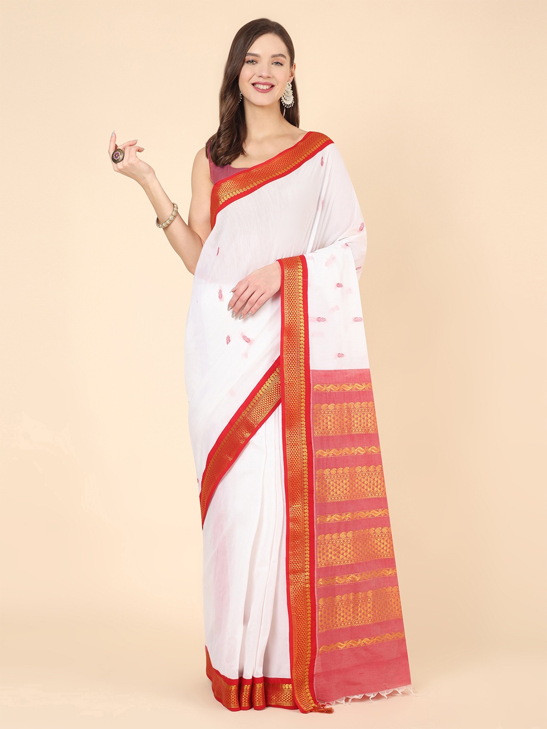 

Manvish Drapes Ethnic Motifs Woven Design Zari Silk Cotton Gadwal Saree, White