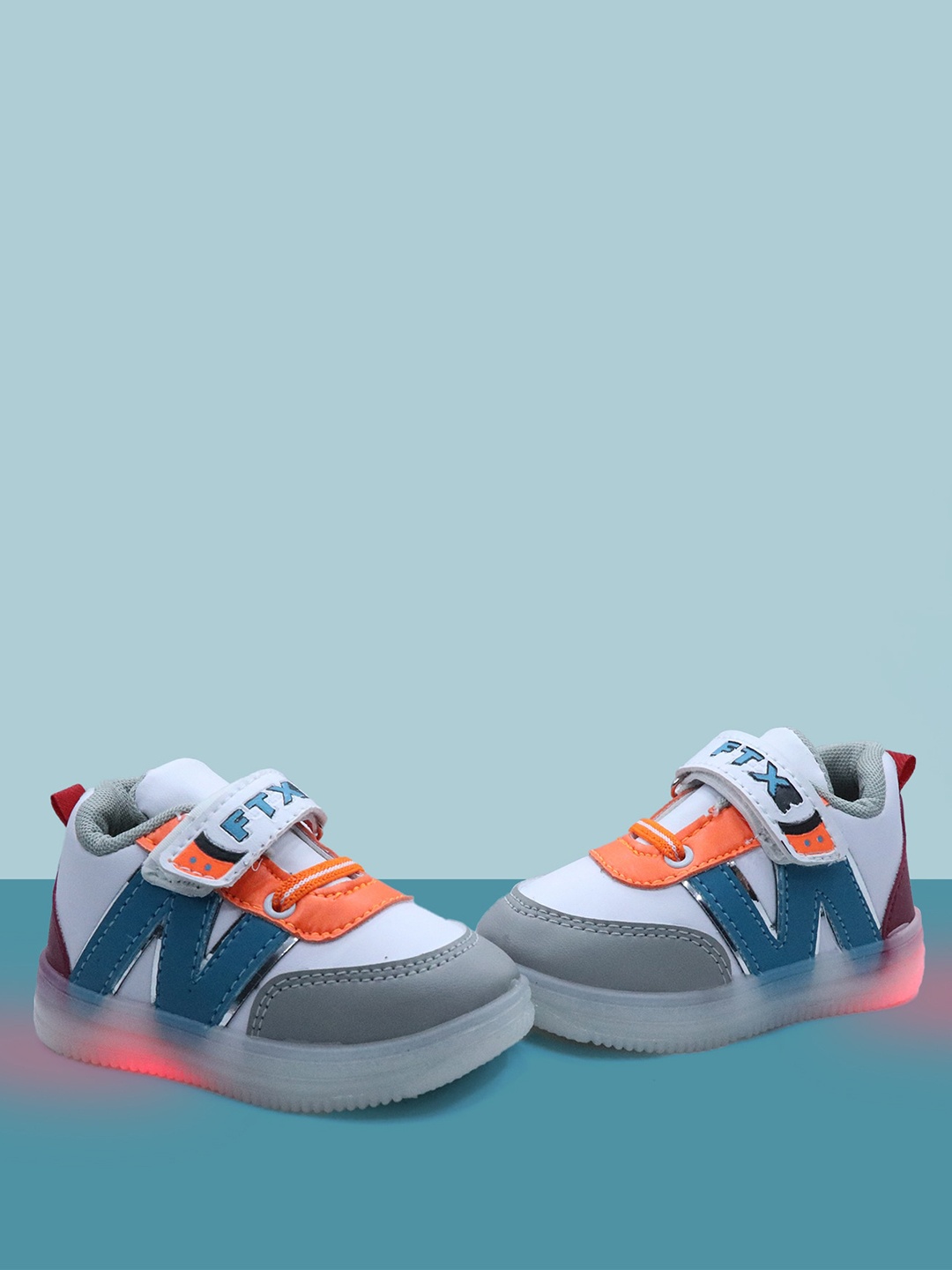

BAESD Kids Colourblocked Sneakers, Blue