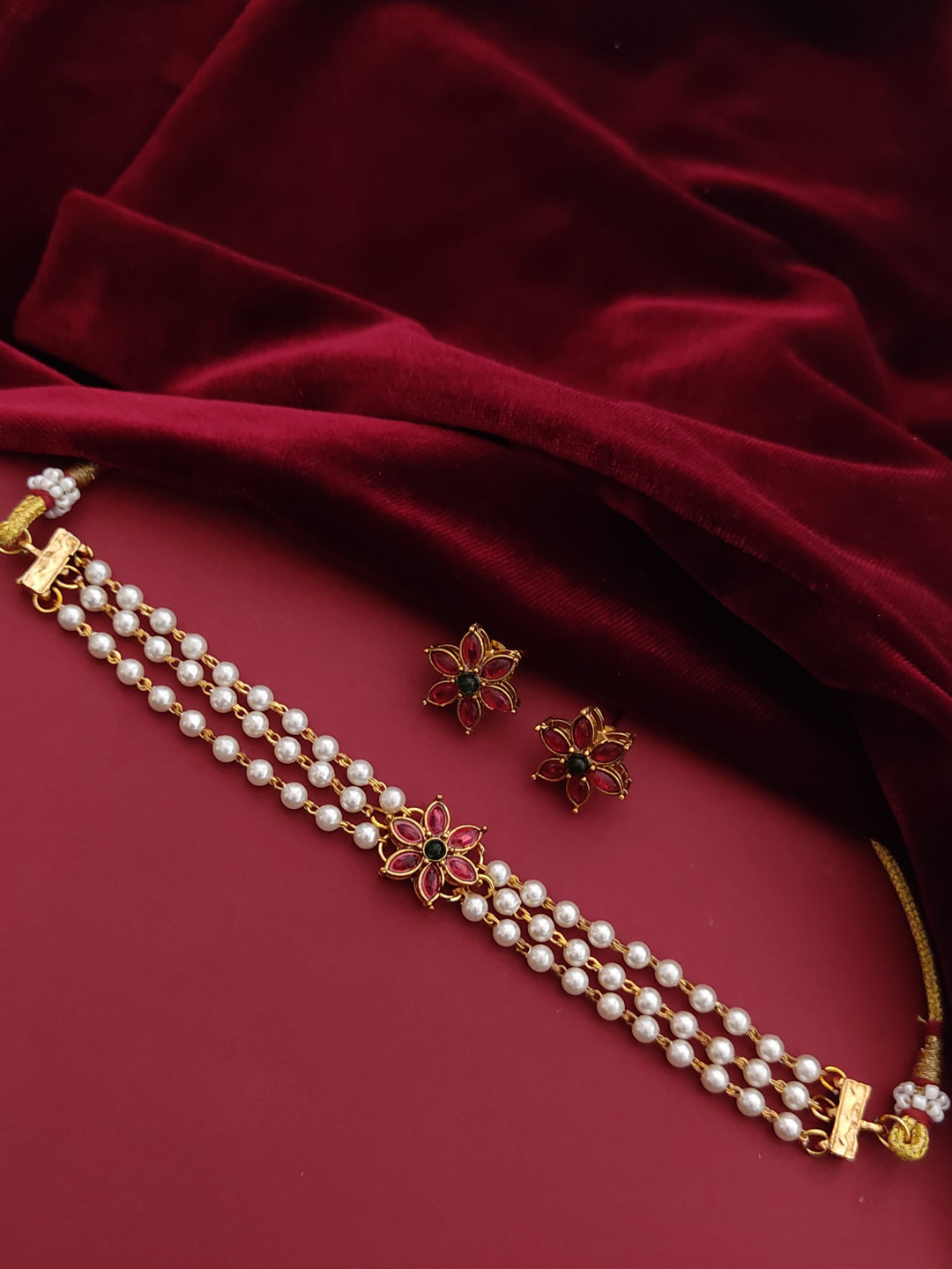 

Pihtara Jewels Gold-Plated Artificial Pearl Beaded Choker Set