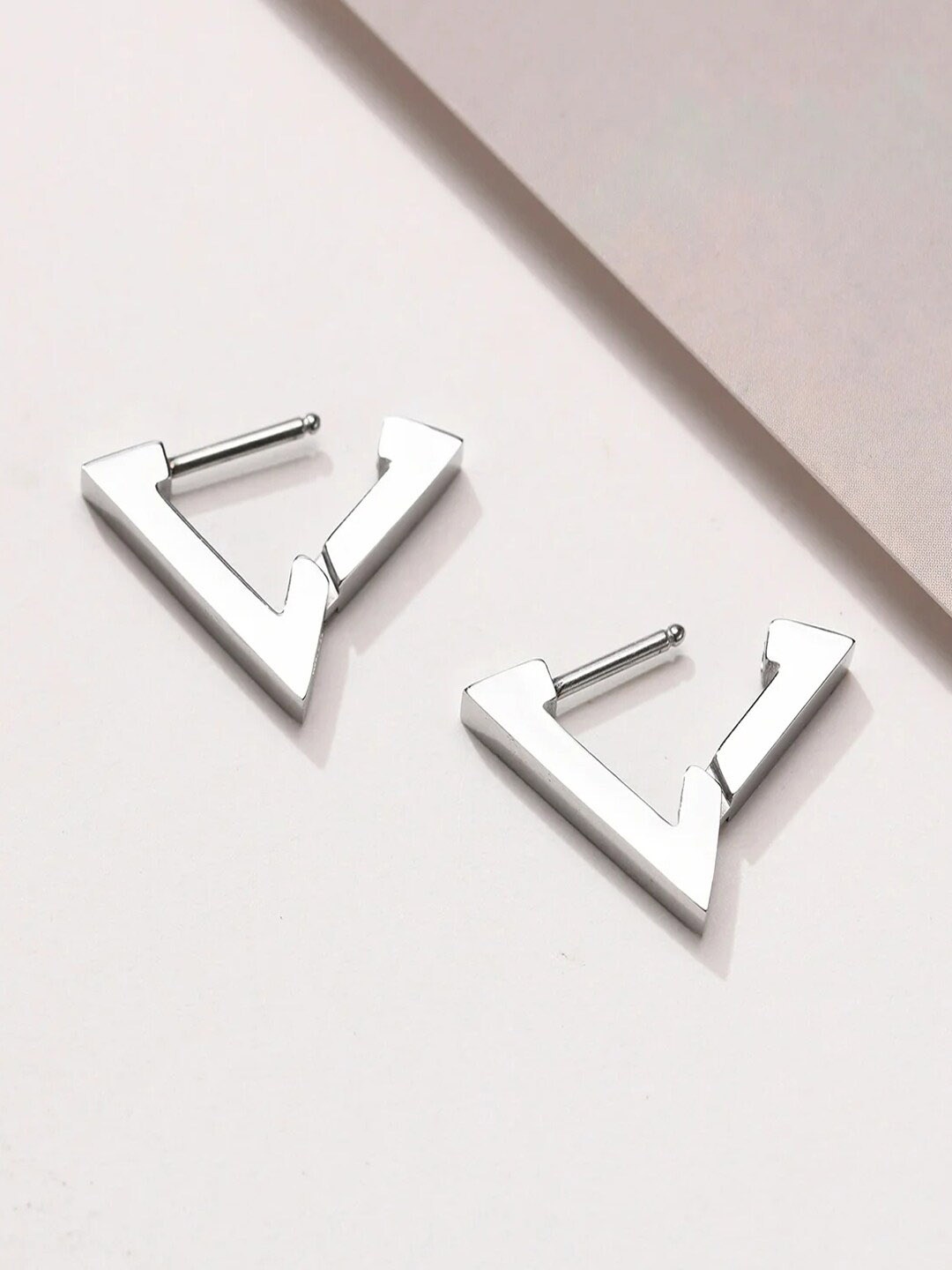 

VAGHBHATT Silver Plated Triangular Hoop Earrings