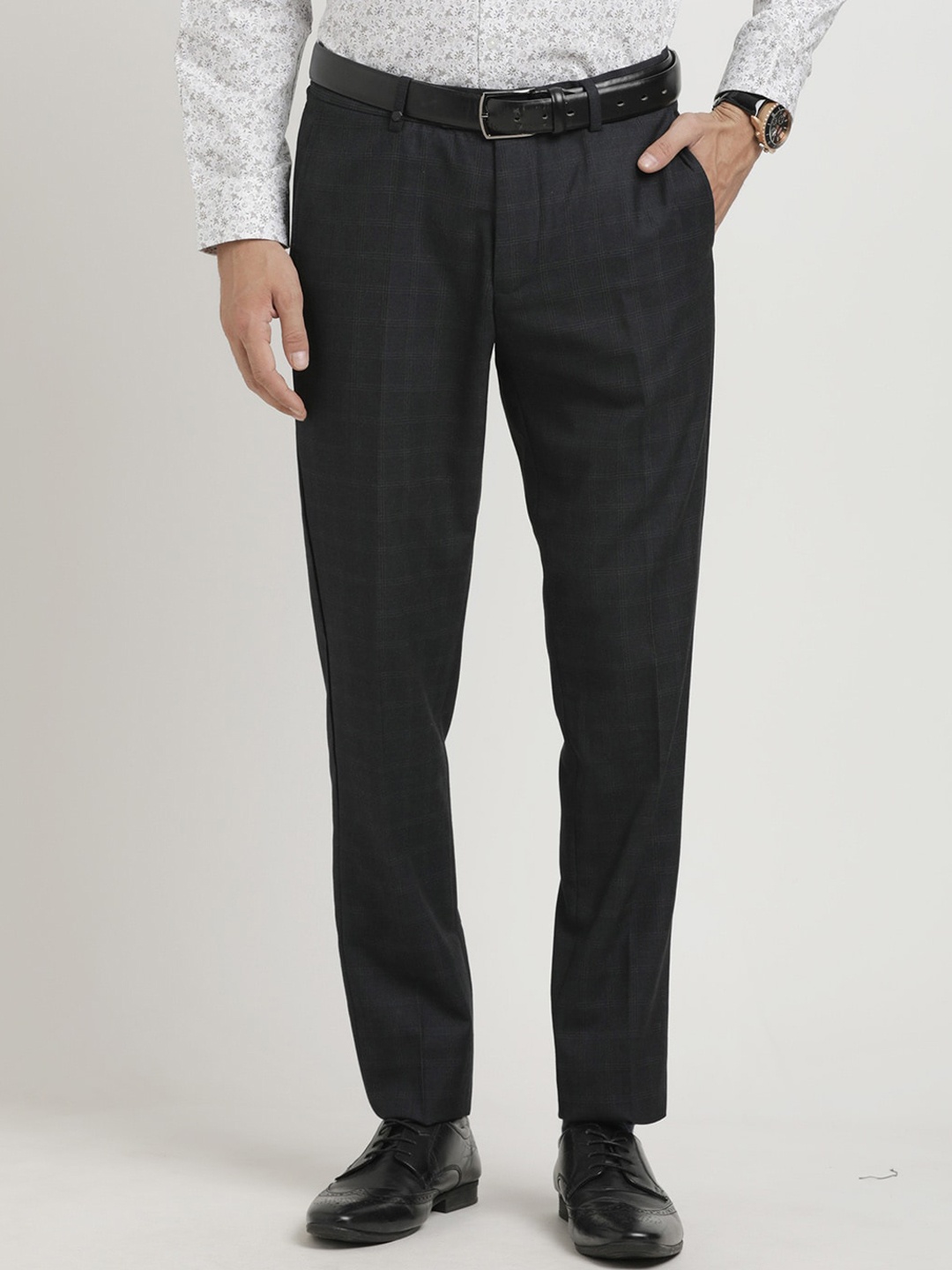 

Turtle Men Checked Mid-Rise Tailored Skinny Fit Formal Trousers, Charcoal