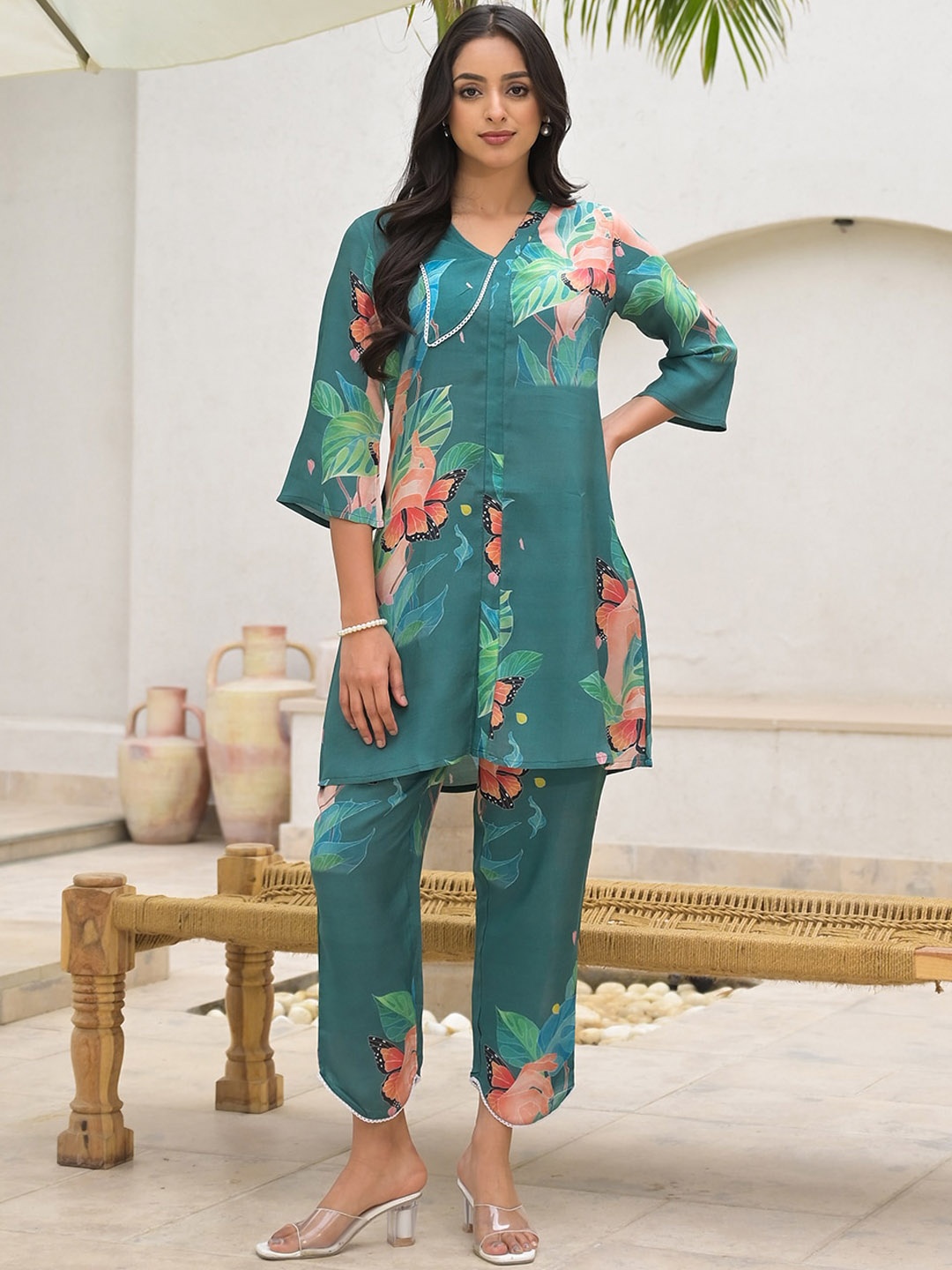 

Divena Floral Printed V-Neck Tunic & Trousers, Green