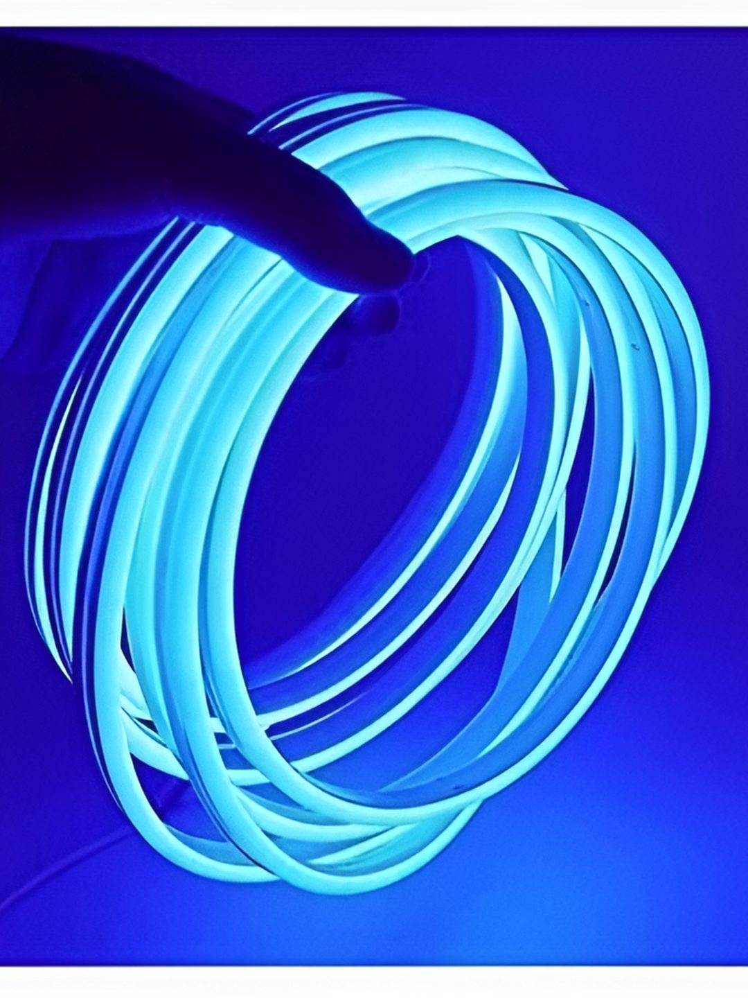 

Tip 'n' Top Blue Steady Strip String Light
