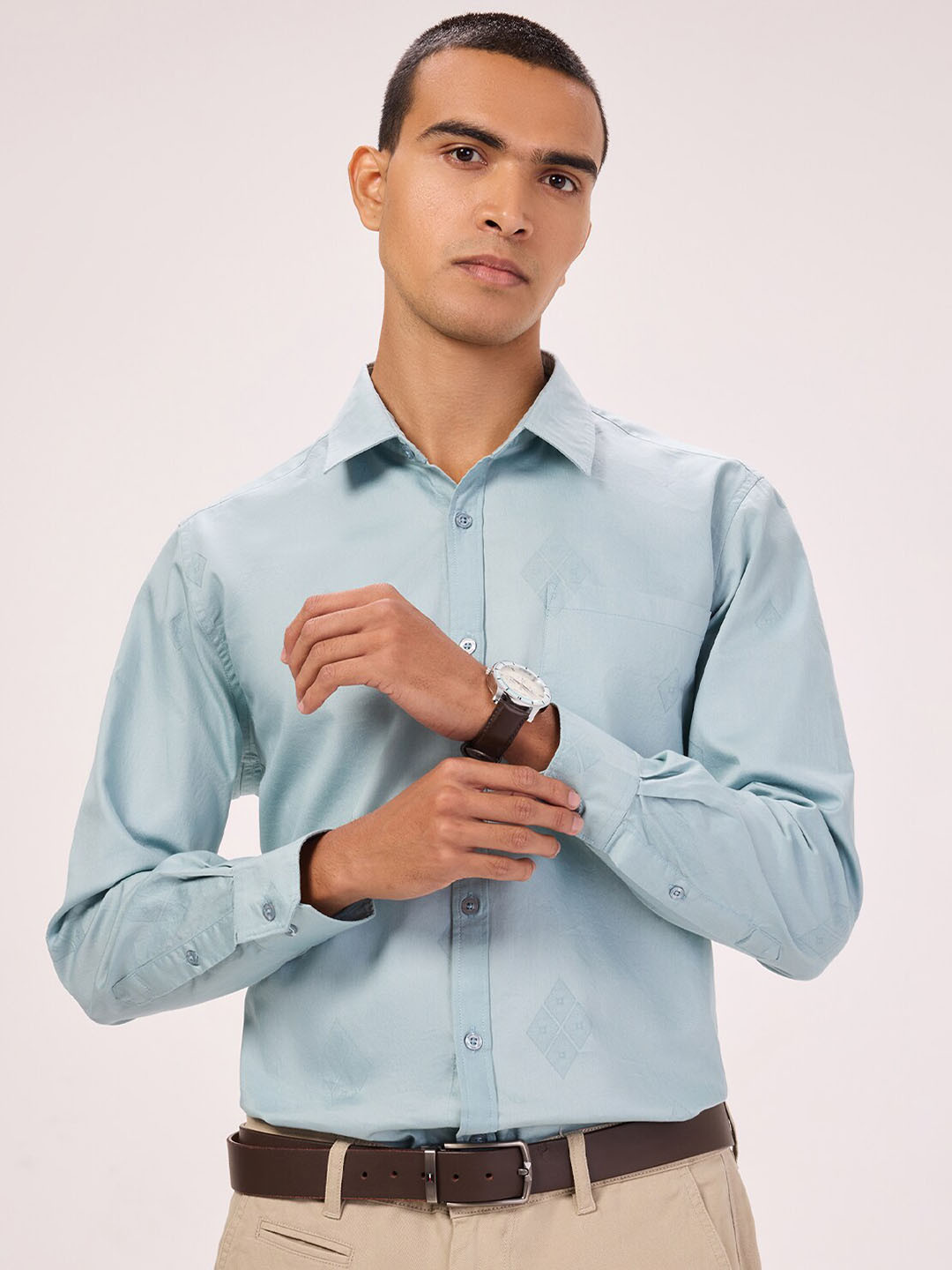 

Bombay High Comfort Textured Spread Collar Long Sleeves Cotton Semiformal Shirt, Green