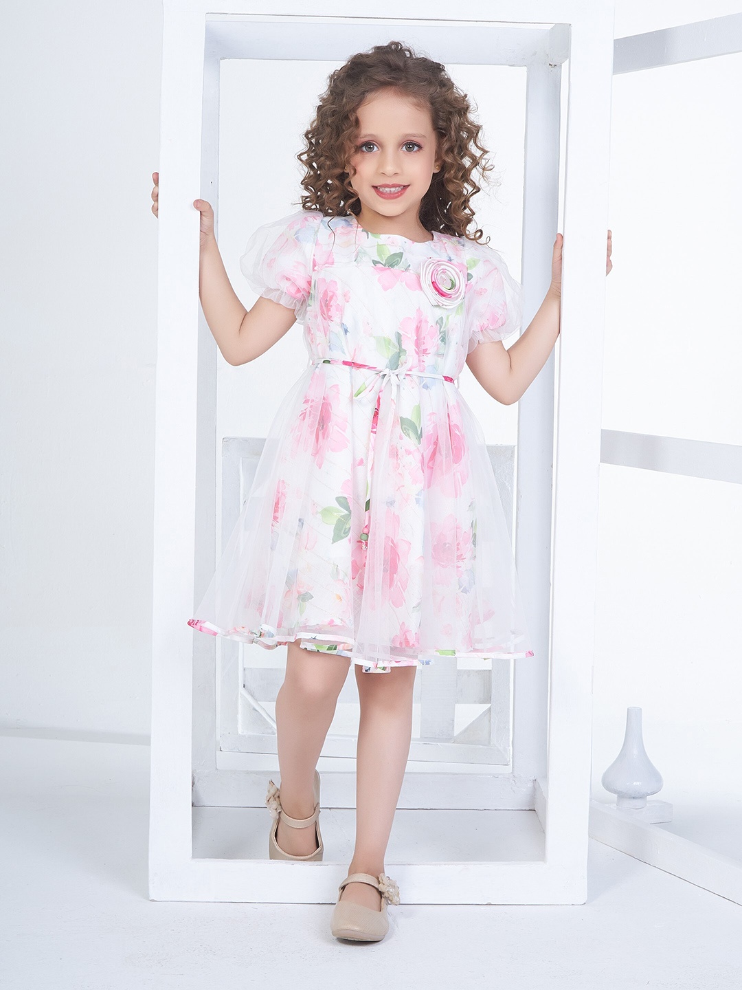 

Peppermint Floral Printed Puff Sleeve Net Fit & Flare Dress, Pink
