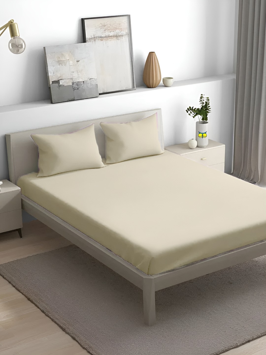 

House of Owlet Beige Cotton 300 TC King Bedsheet with 2 Pillow Covers