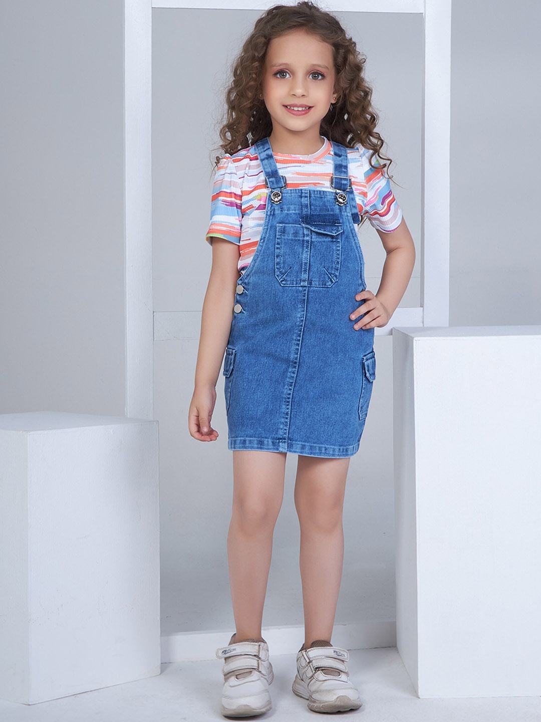 

Peppermint Girls Slim-Fit Denim Dungaree, Navy blue