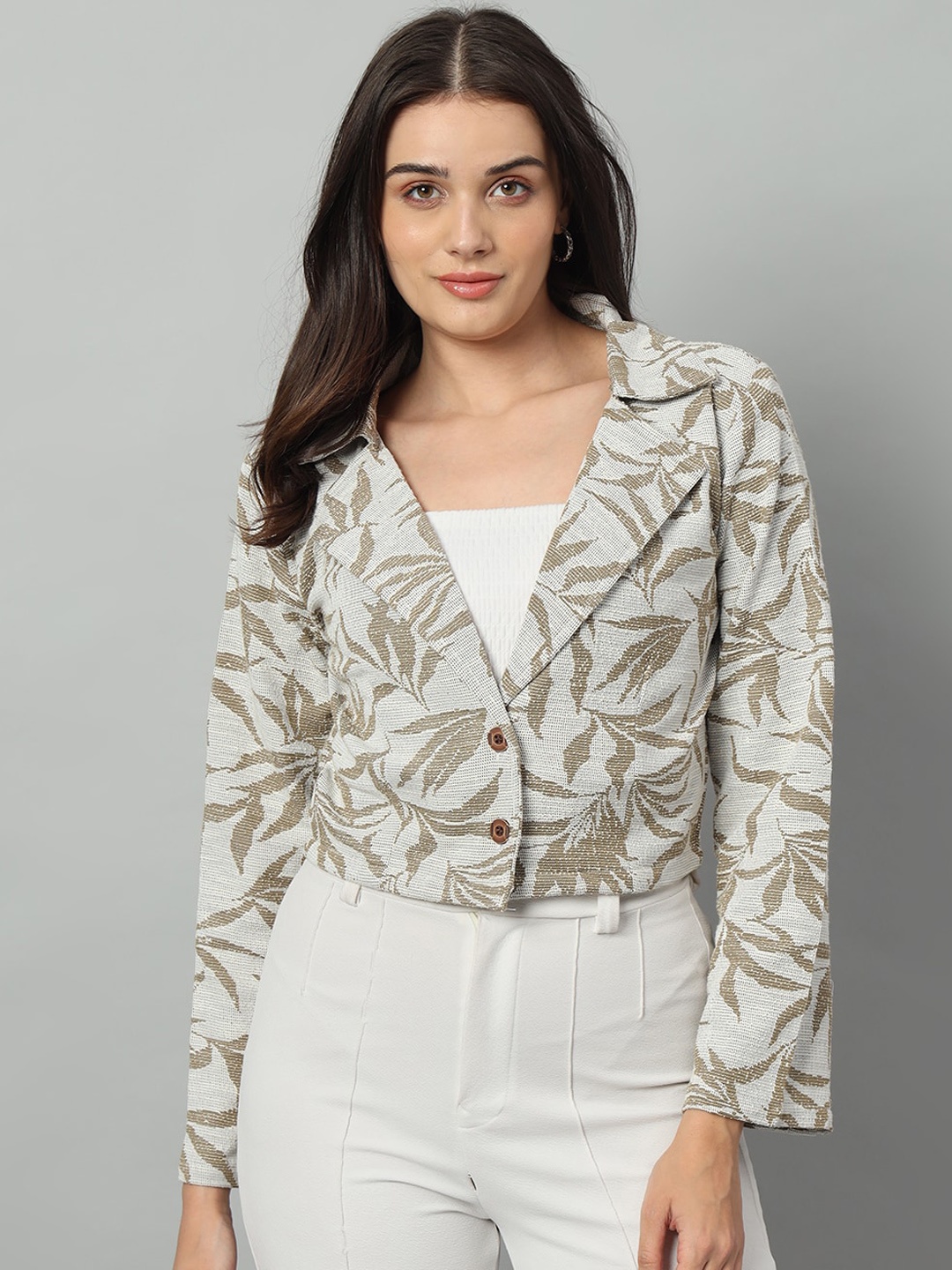 

BROOWL Printed Tailored-Fit Crop Blazer, Beige