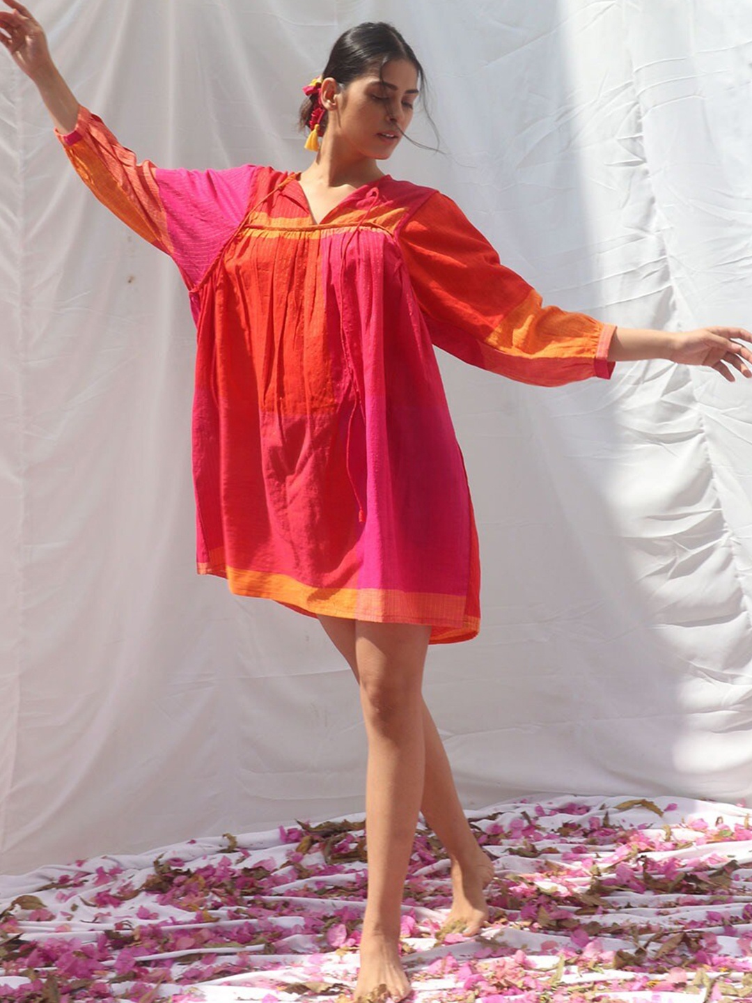 

Chidiyaa V-Neck Straight Knitted Cotton A-Line Dress, Red