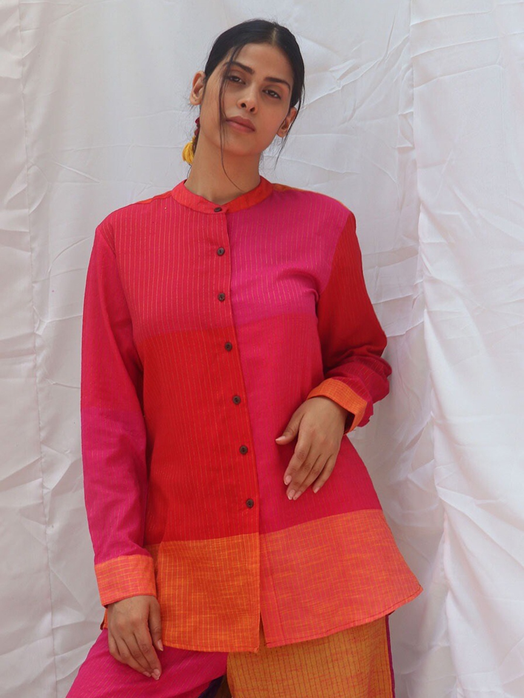 

Chidiyaa Colourblocked Mandarin Collar Cotton Shirt Style Top, Pink