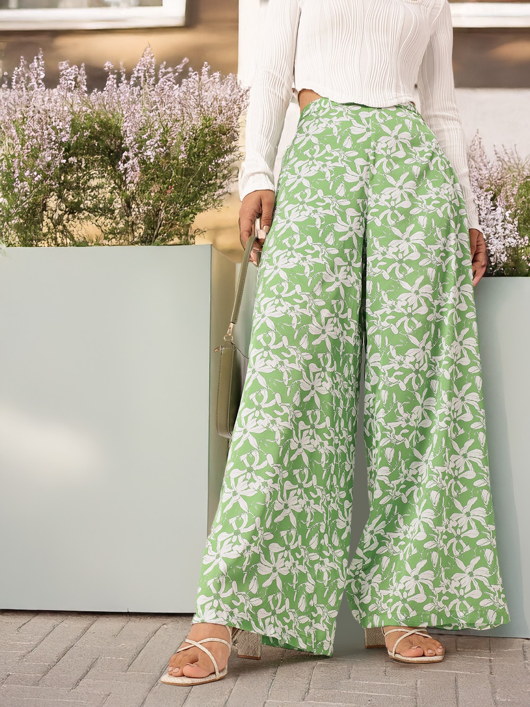

DressBerry Women Garden Romance ComfyCore Wide Leg trousers, Green