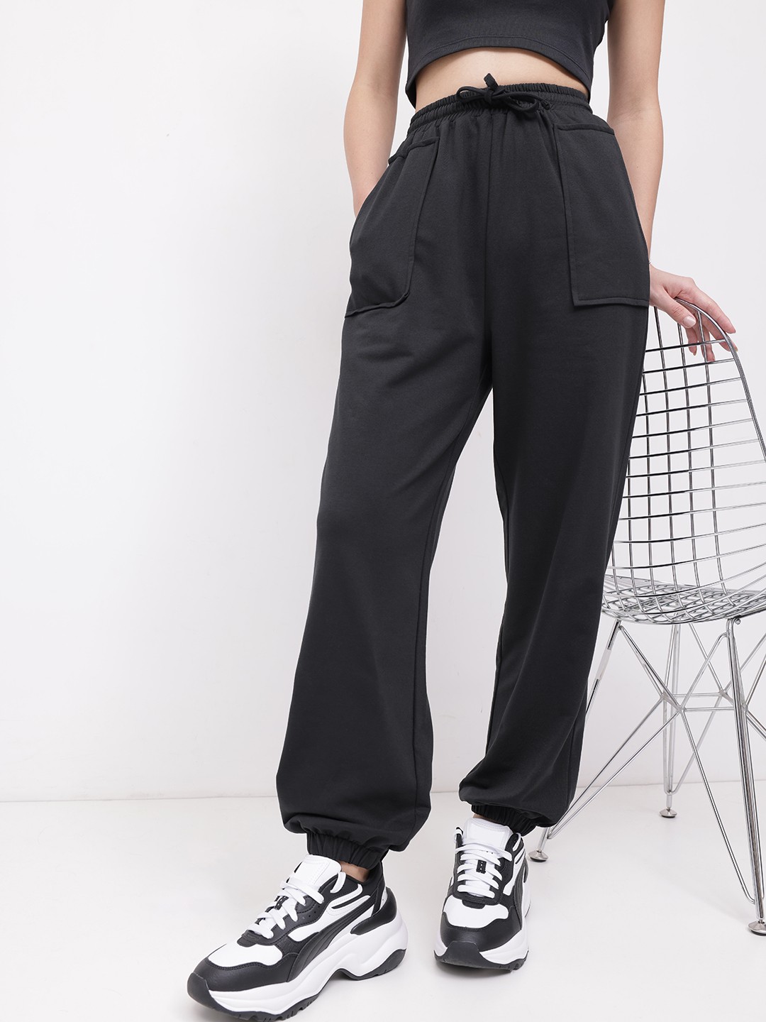 

DressBerry Women Athleisure Slay Joggers, Black