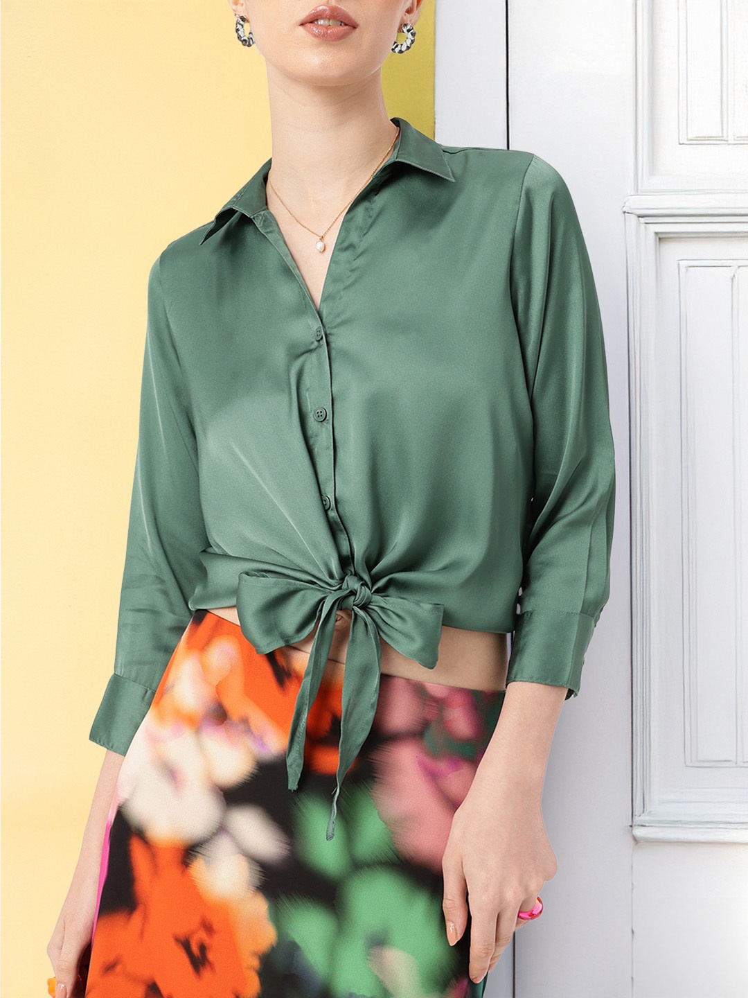 

DressBerry Minimalistic Elegance Waist-Tied Satin Shirt, Green