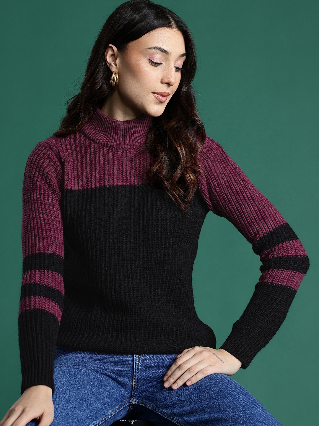 

DressBerry Knitted Colourblocked Pullover, Black