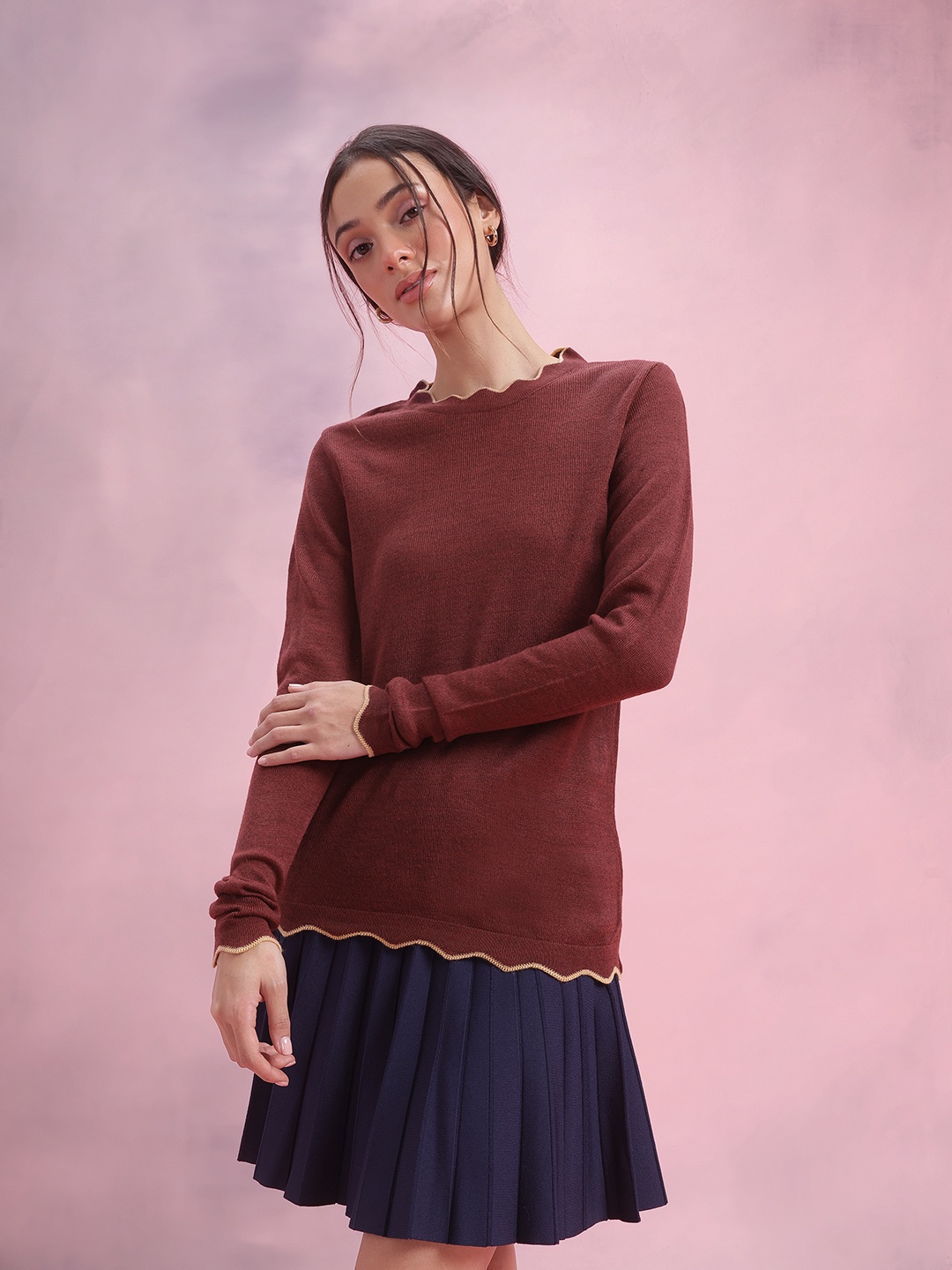 

DressBerry Acrylic Solid Pullover, Brown