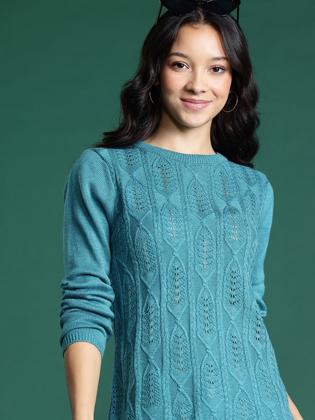 

DressBerry Open Knit Acrylic Pullover, Green