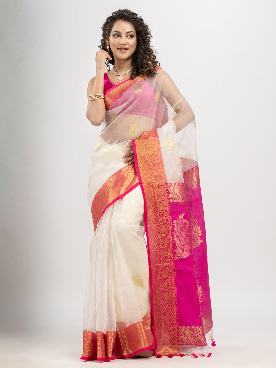 

Angoshobha Floral Zari Art Silk Saree, White