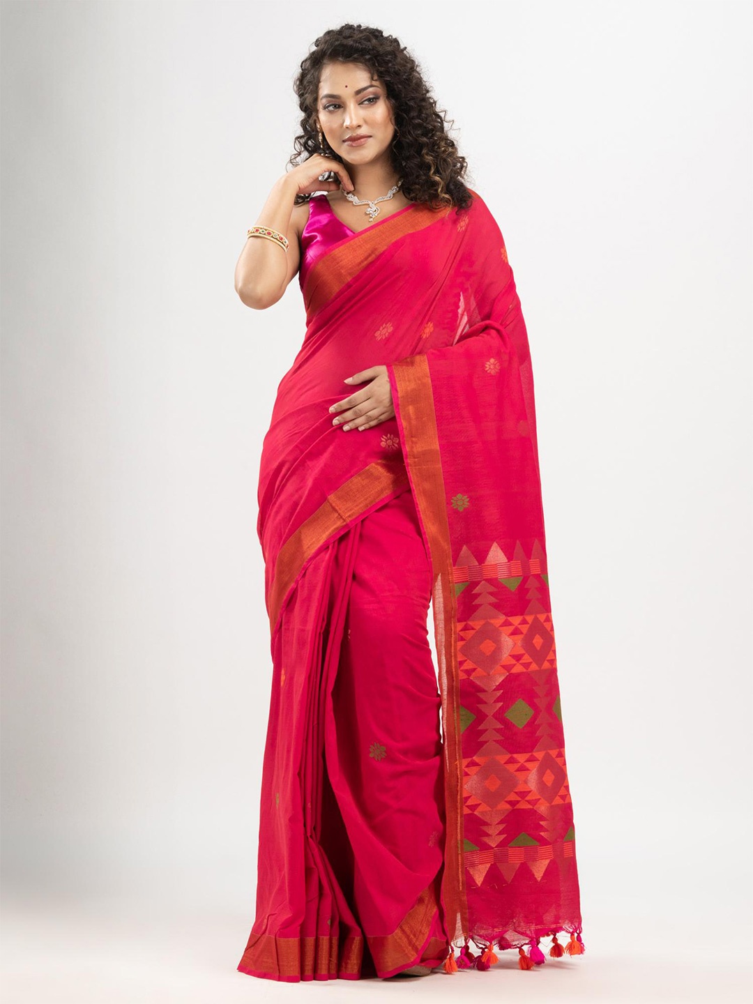 

Angoshobha Ethnic Motifs Zari Pure Cotton Saree, Red