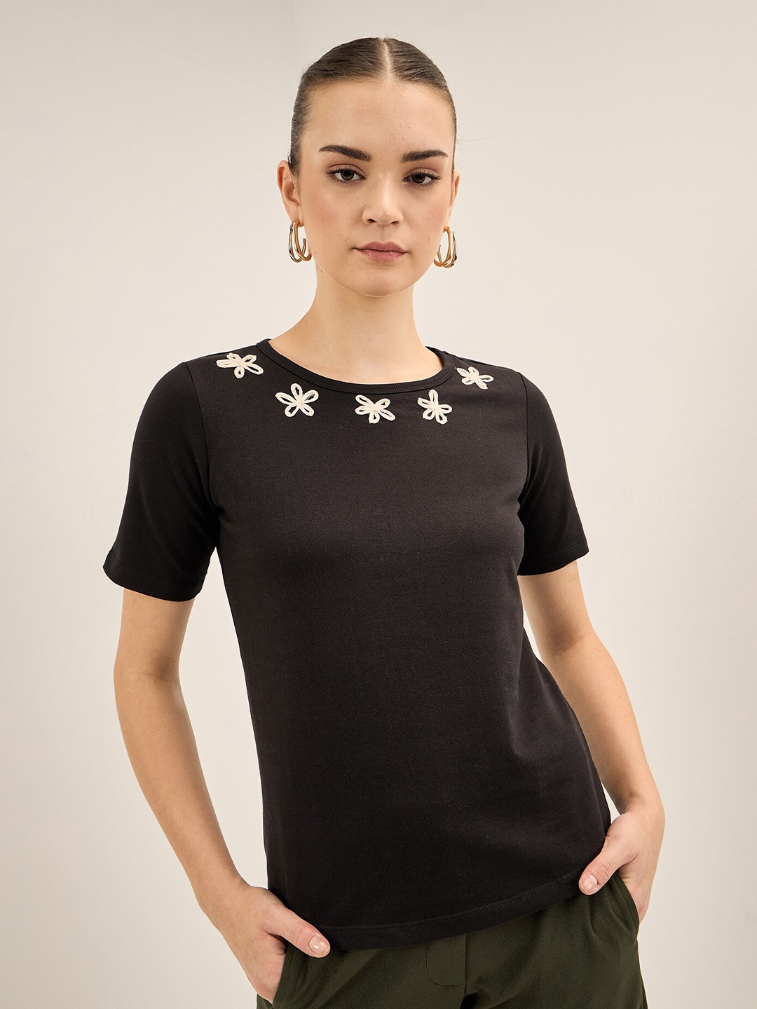 

SALT ATTIRE Round Neck Top, Black