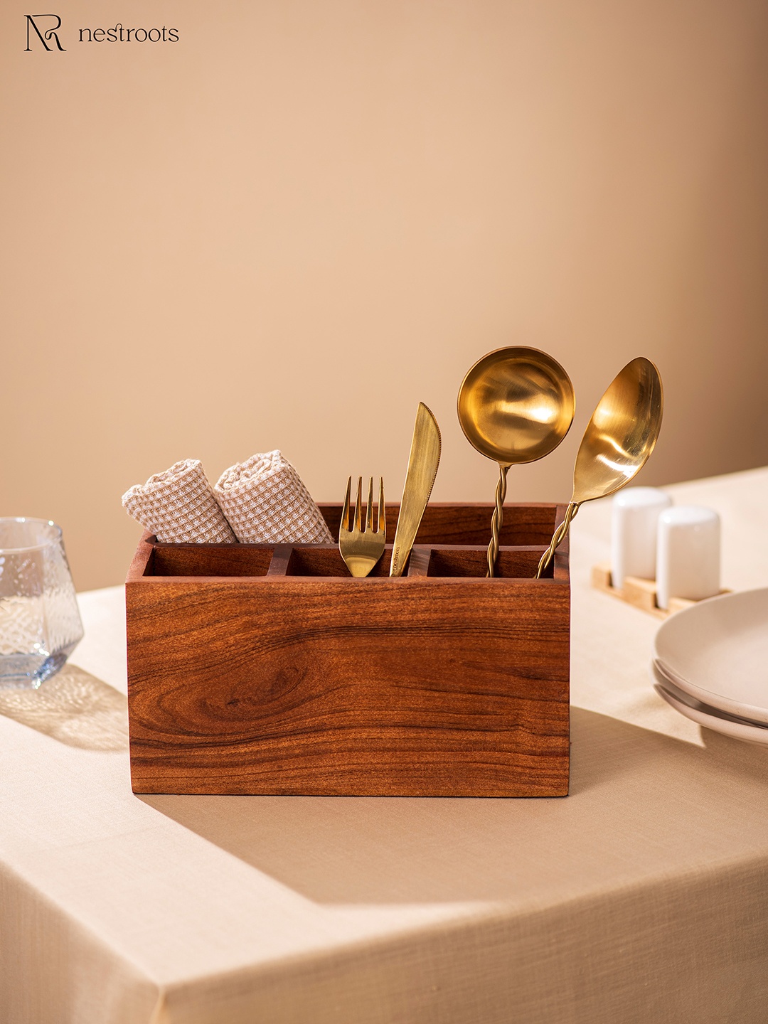 

nestroots Brown Wooden Cutlery Holder