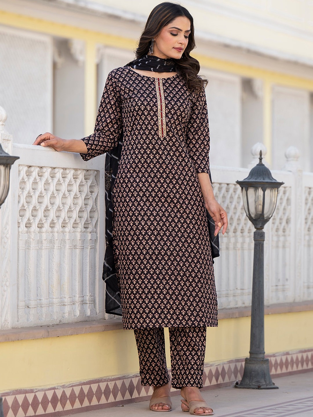 

Yufta Ethnic Motifs Printed Regular Sequinned Pure Cotton Kurta with Trouser & Dupatta, Black