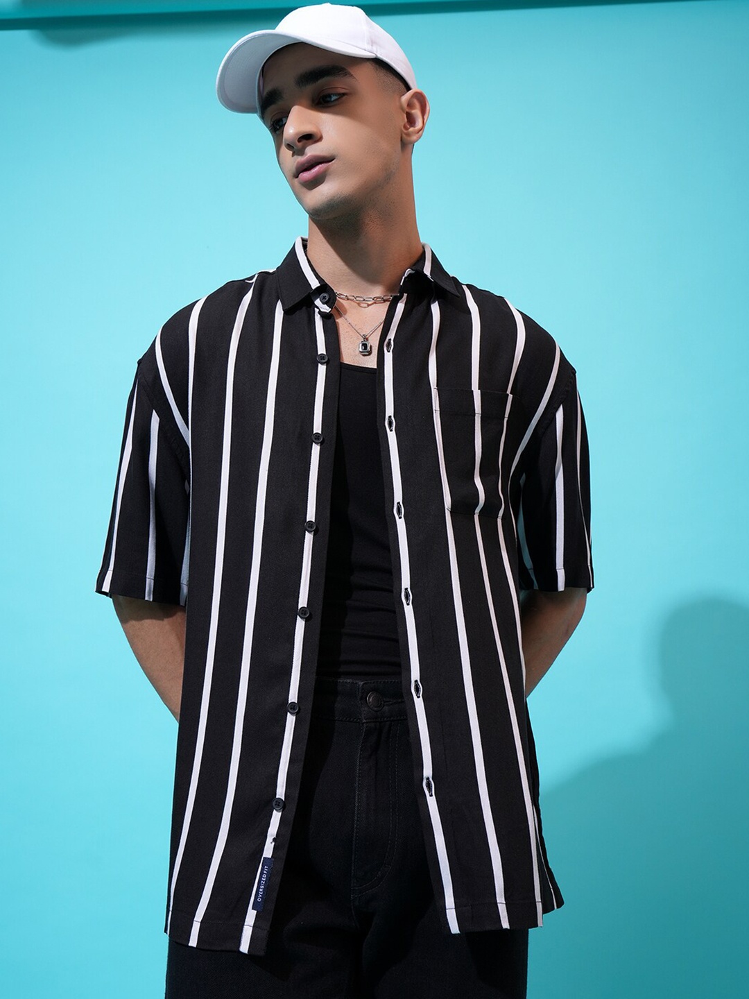 

HIGHLANDER Drop-Shoulder Sleeves Oversized Shirt, Black