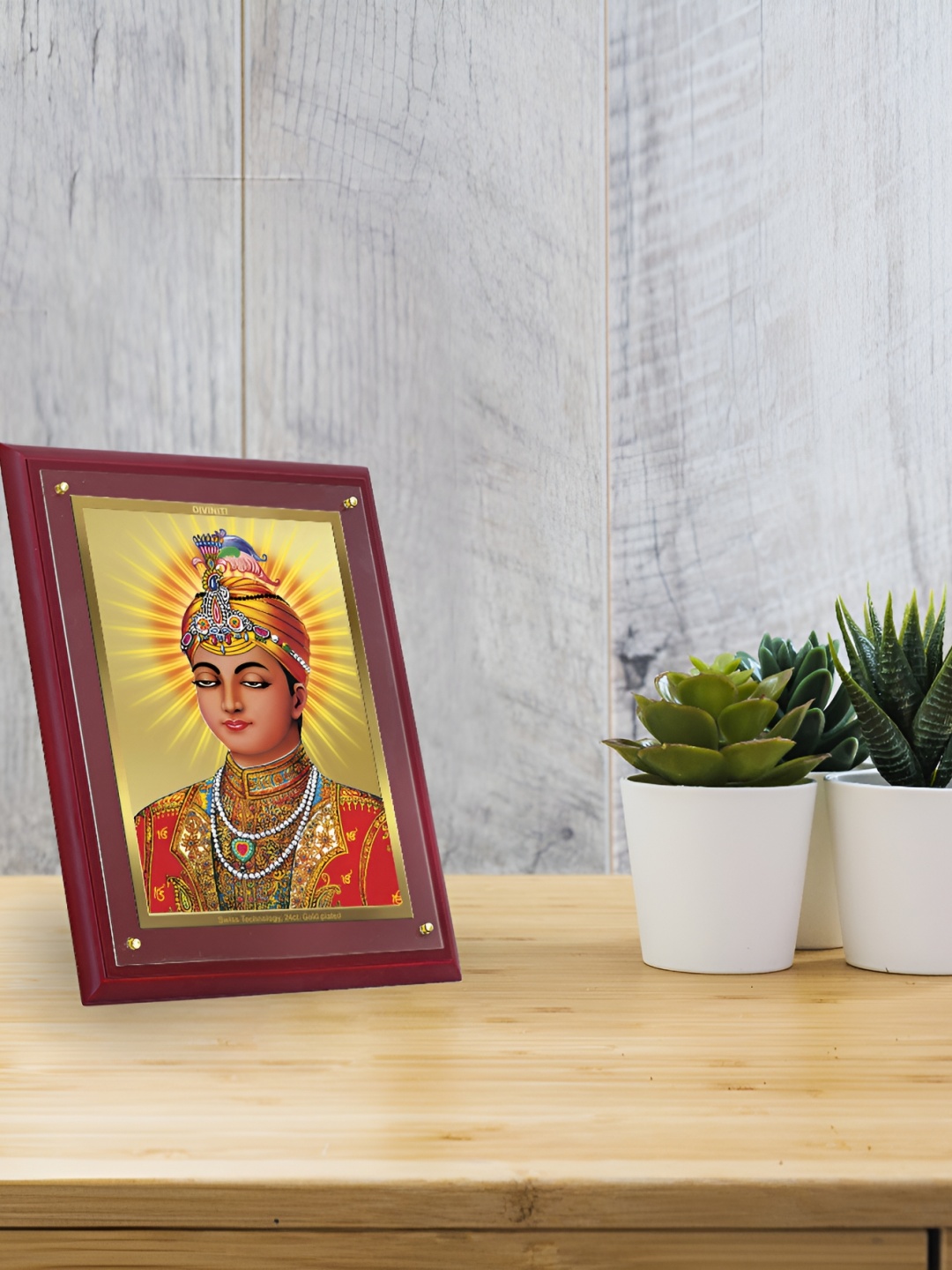 

DIVINITI Brown Wooden Wall Photo Frame
