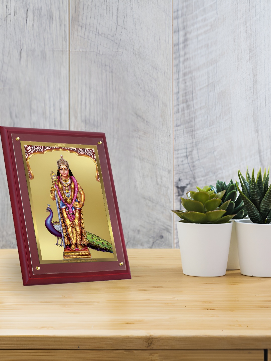 

DIVINITI Brown & Gold-Toned 24K Gold Plated Wooden Wall Photo Frames