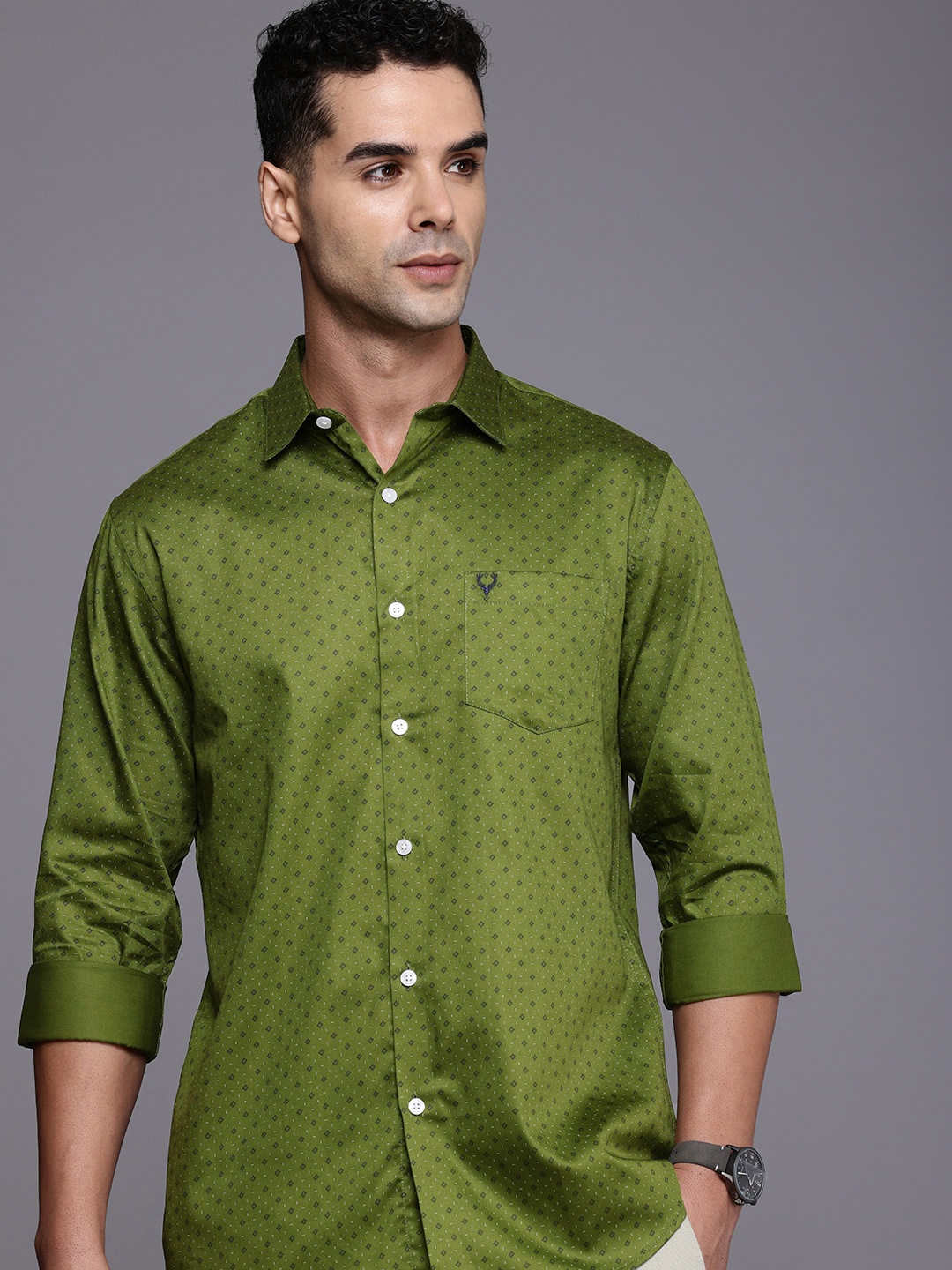 

Allen Solly Pure Cotton Classic Fit Geometric Printed Casual Shirt, Green