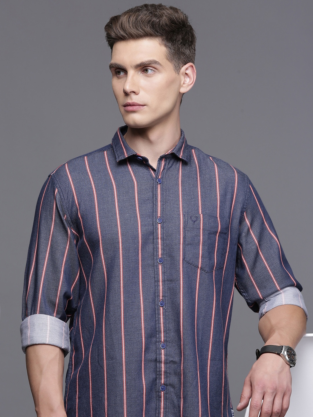 

Allen Solly Custom Fit Striped Casual Shirt, Navy blue