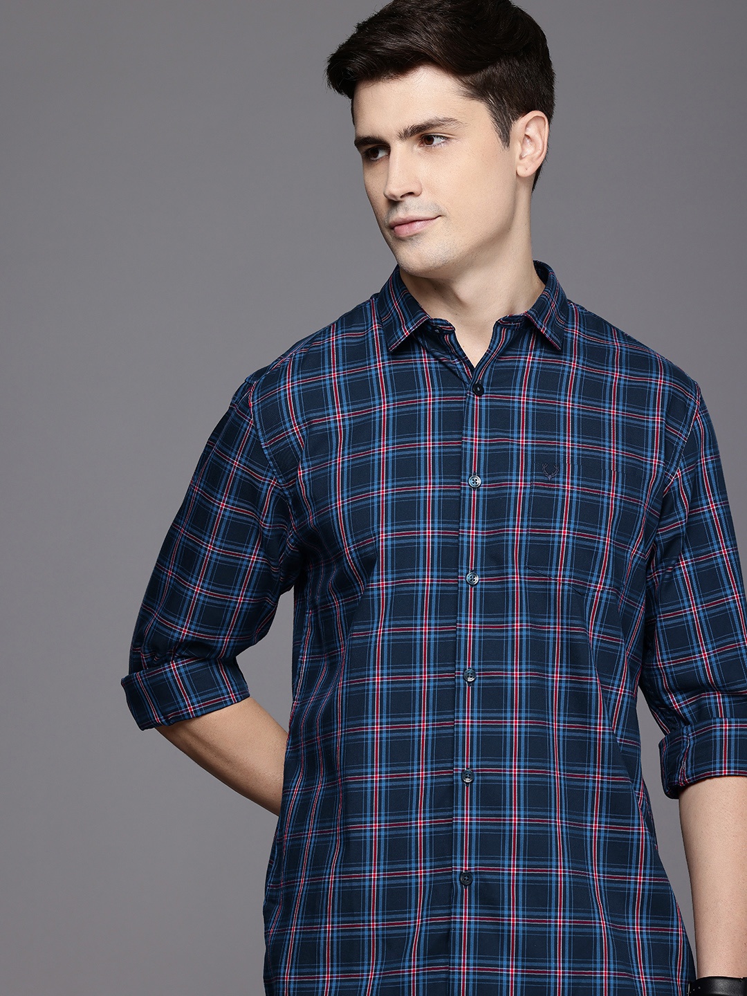 

Allen Solly Classic Fit Checked Pure Cotton Casual Shirt, Navy blue