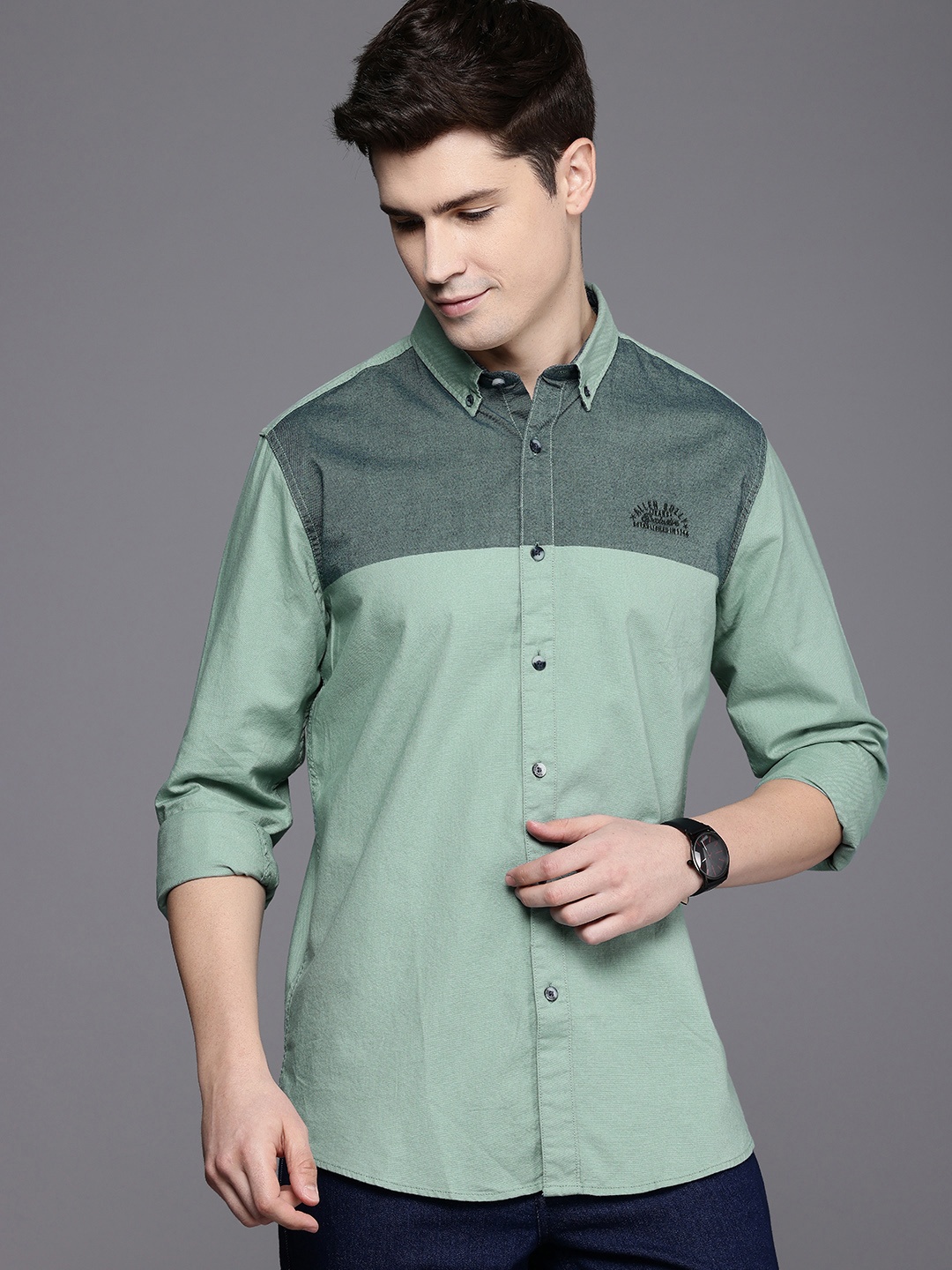 

Allen Solly Custom Fit Opaque Colourblocked Casual Shirt, Green