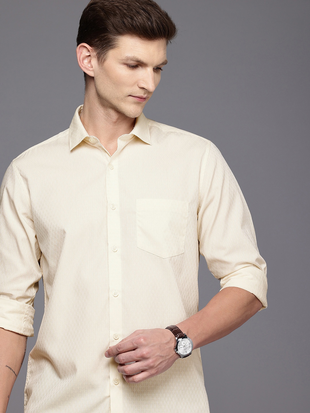 

Allen Solly Classic Fit Self Design Pure Cotton Casual Shirt, Yellow