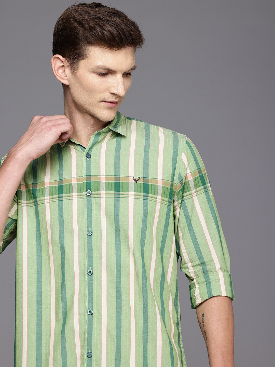 

Allen Solly Pure Cotton Custom Fit Opaque Striped Casual Shirt, Green