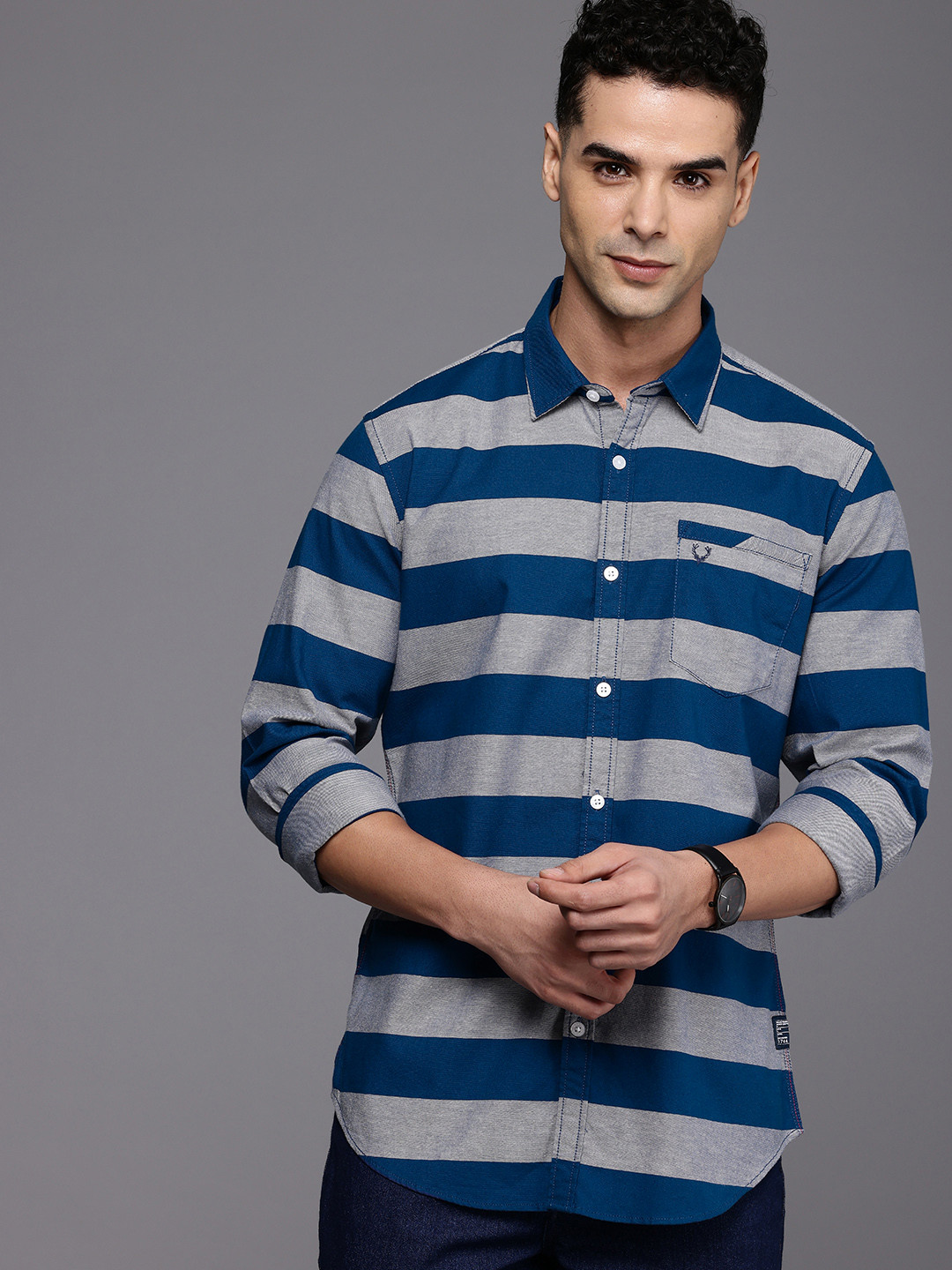 

Allen Solly Custom Fit Horizontal Stripes Opaque Casual Shirt, Blue