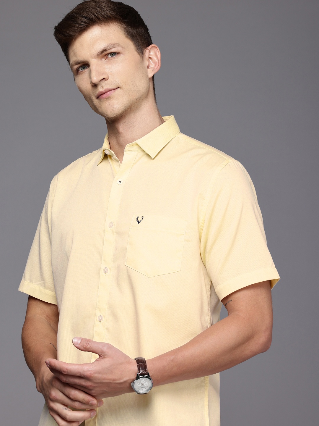 

Allen Solly Pure Cotton Self Striped Sport Fit Opaque Casual Shirt, Yellow