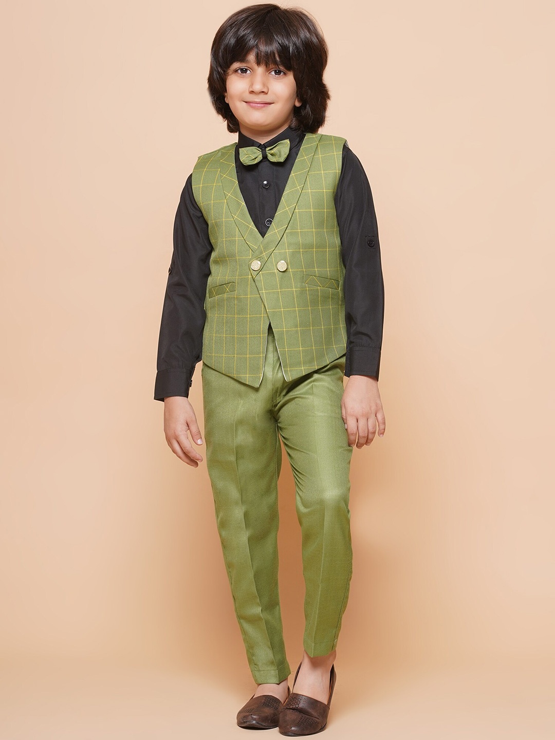 

Aj DEZInES Boys Checked 3 Pieces Party Suits, Green