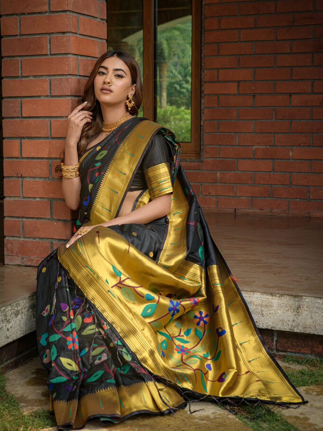 

Kandora Ethnic Motifs Woven Design Pure Silk Paithani Saree, Black